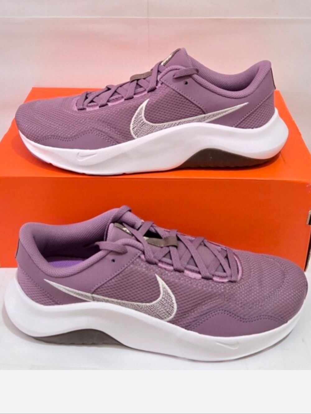 Nike Legend Essential 3 NN Women's Size 10 Violet Dust Training Sneakers